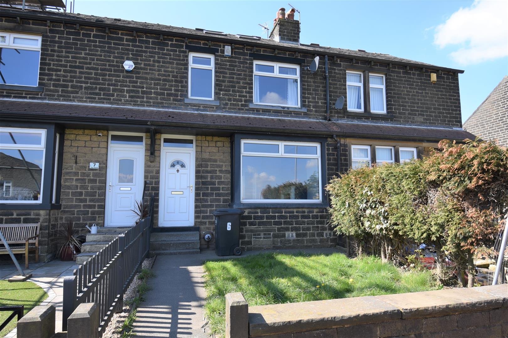 House Mid Terrace Stainland Road, Stainland, Halifax